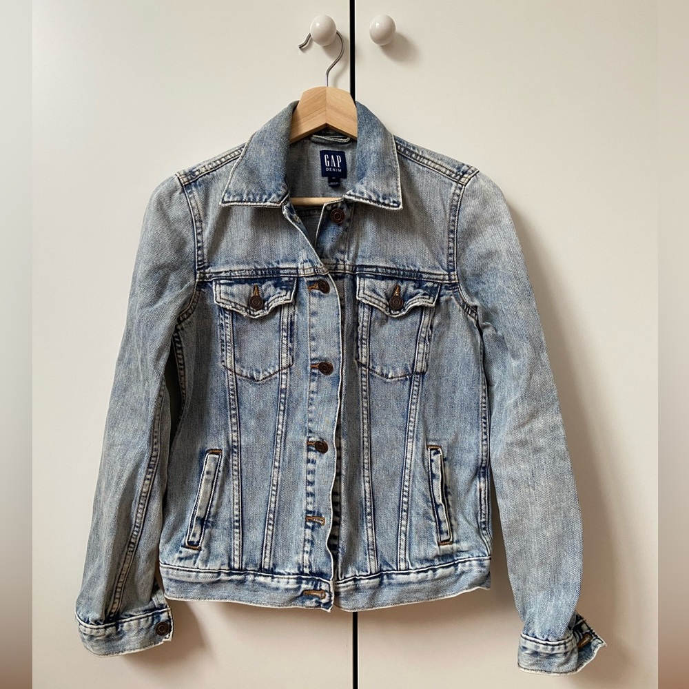 GAP Women’s Acid Washed Jean Jacket Y2K | Size XS | Acid Washed Denim